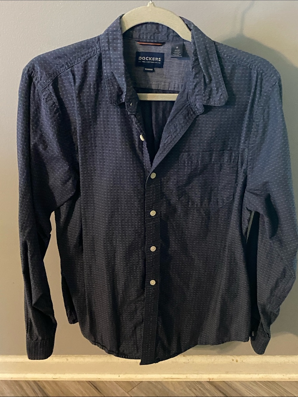 Dockers Navy Blue Micro-Pattern Long Sleeve Button-Down Shirt